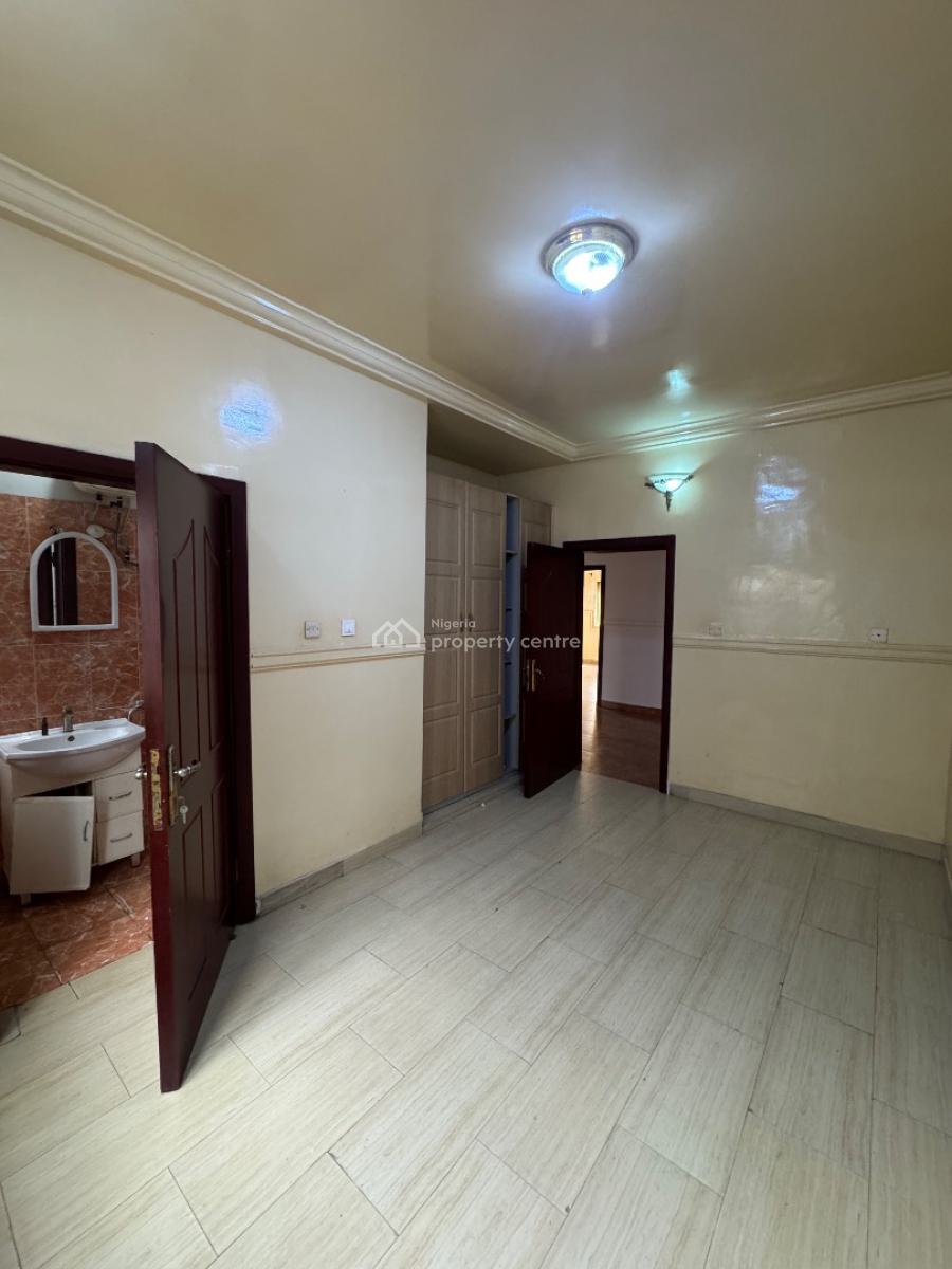 Spacious 3 Bedrooms Apartment + Bq, Osapa, Lekki, Lagos, Flat / Apartment for Rent