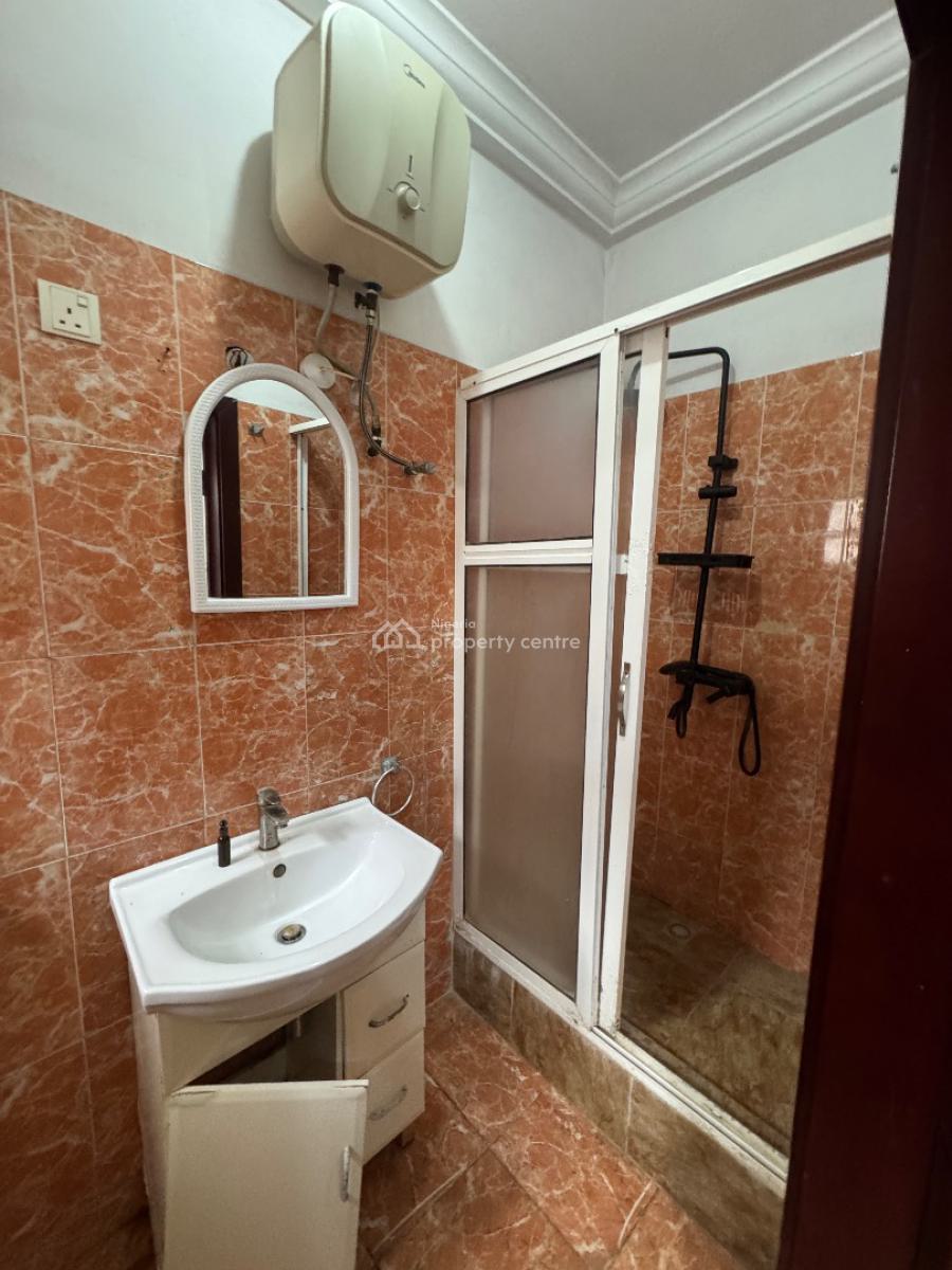 Spacious 3 Bedrooms Apartment + Bq, Osapa, Lekki, Lagos, Flat / Apartment for Rent