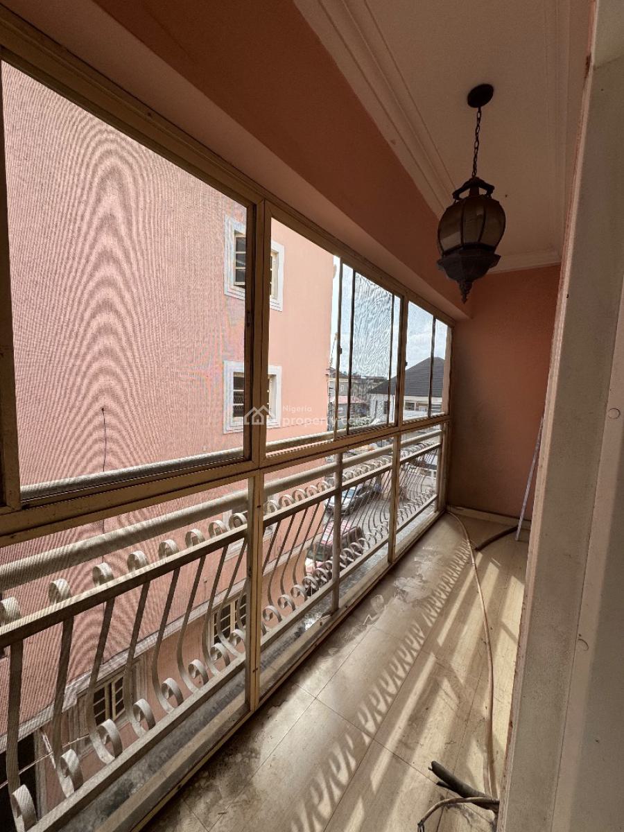 Spacious 3 Bedrooms Apartment + Bq, Osapa, Lekki, Lagos, Flat / Apartment for Rent