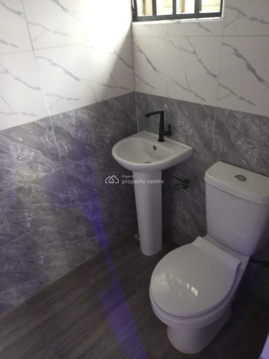 3 Unit of 3 Bedroom Flat Available, 4 People in Compound, White Sand Estate, Lekki, Lagos, Flat / Apartment for Rent