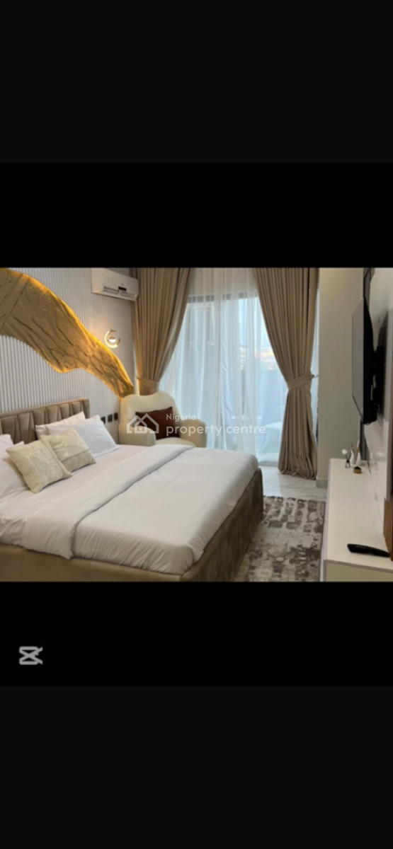 Classy 3 Bedroom Suite with Gym and Pool, Lekki Phase 1, Lekki, Lagos, Flat / Apartment Short Let