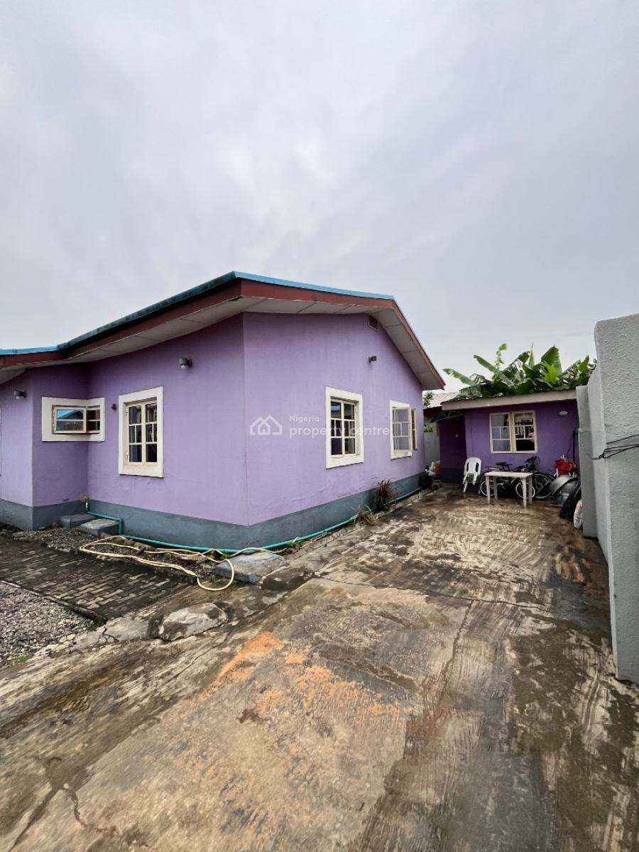 Well Maintained 3 Bedroom Bungalow in Sparklight Estate, Sparklight Estate Magboro , Prayercity Camp Ground, Magboro, Ogun, Detached Bungalow for Sale