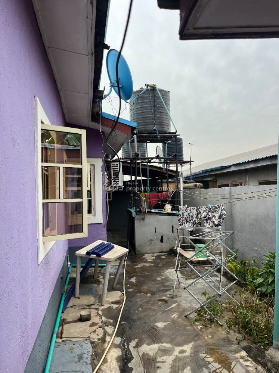 Well Maintained 3 Bedroom Bungalow in Sparklight Estate, Sparklight Estate Magboro , Prayercity Camp Ground, Magboro, Ogun, Detached Bungalow for Sale