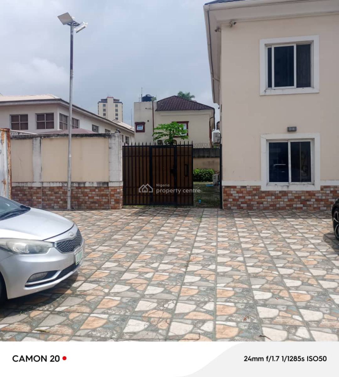 5 Bedrooms Massive Detached Duplex with Bq and Spacious Compound, Ikoyi, Lagos, Detached Duplex for Sale
