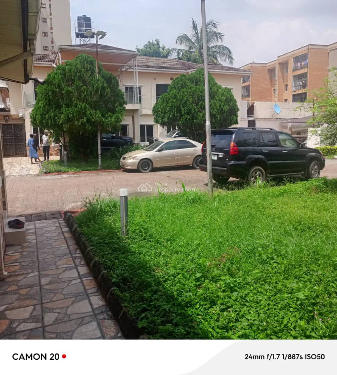 5 Bedrooms Massive Detached Duplex with Bq and Spacious Compound, Ikoyi, Lagos, Detached Duplex for Sale