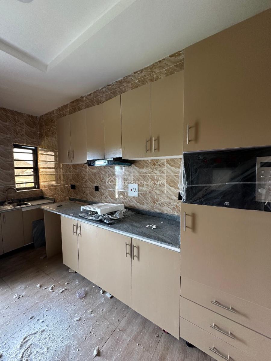 Spacious 2 Bedroom Apartment with Swimming Pool and Gym, Ajah, Lagos, Flat / Apartment for Sale