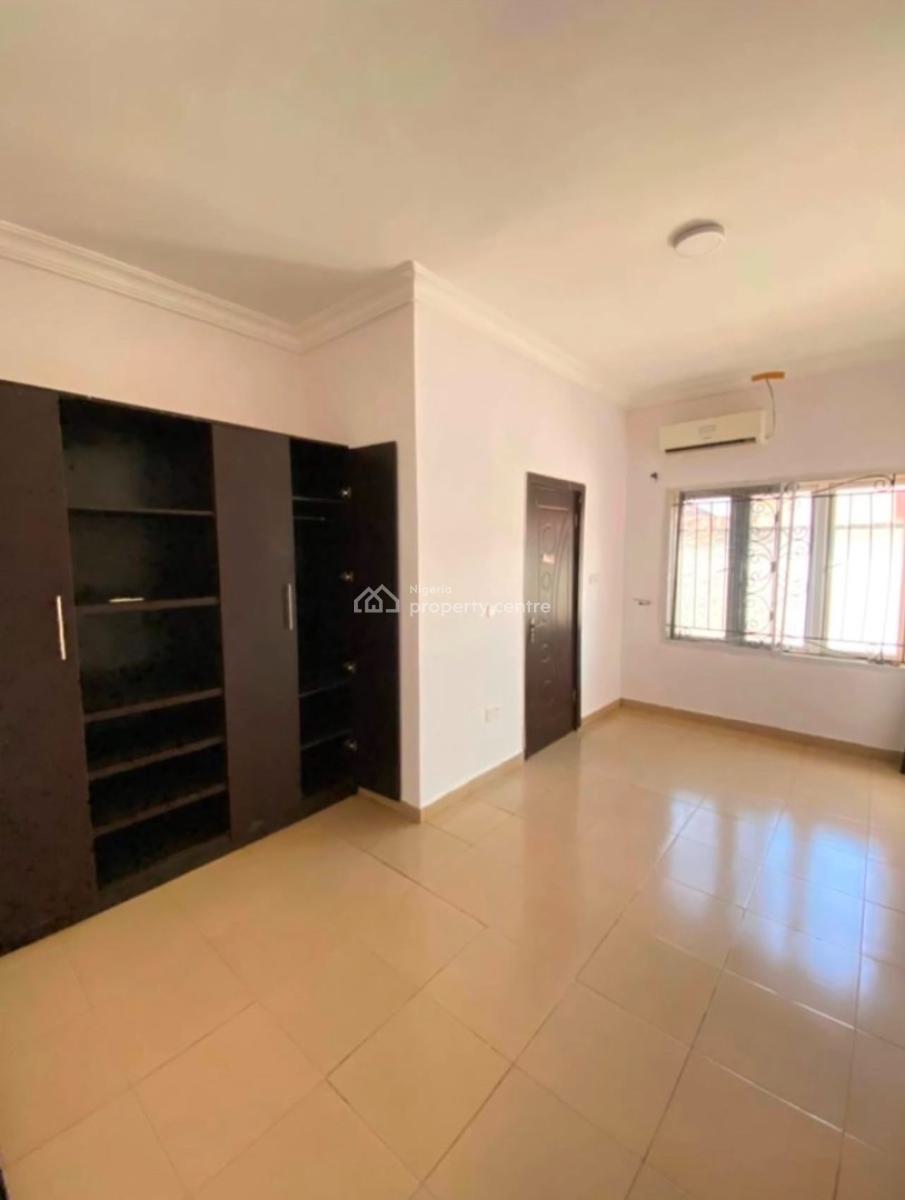 Spacious 4 Bedroom Bungalow, Secure Estate at Orchid, Lekki, Lagos, Semi-detached Bungalow for Sale