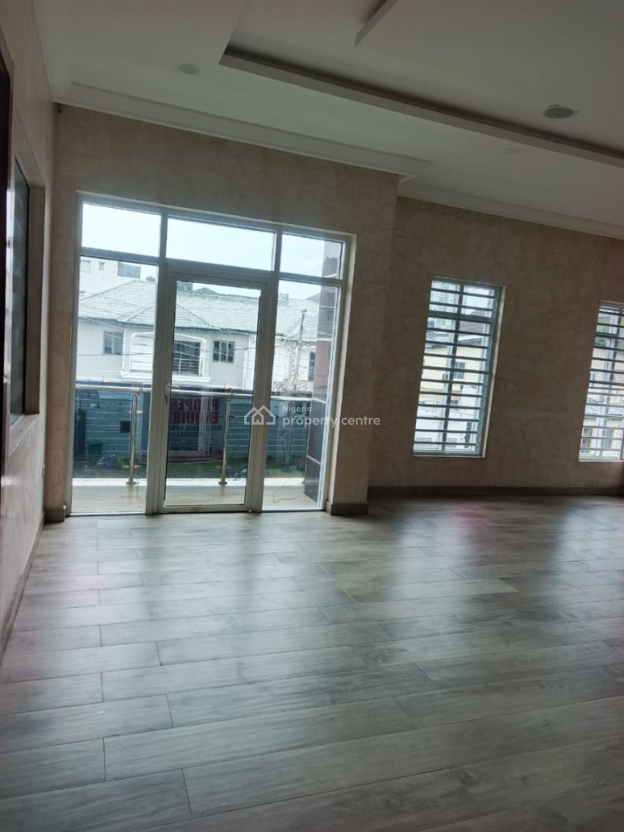 4 Bedroom Fully Detatched House with a Room Bq, Lekki Right, Lekki Phase 1, Lekki, Lagos, House for Rent