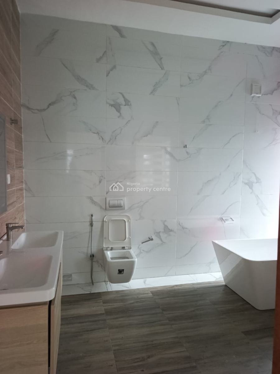 4 Bedroom Fully Detatched House with a Room Bq, Lekki Right, Lekki Phase 1, Lekki, Lagos, House for Rent