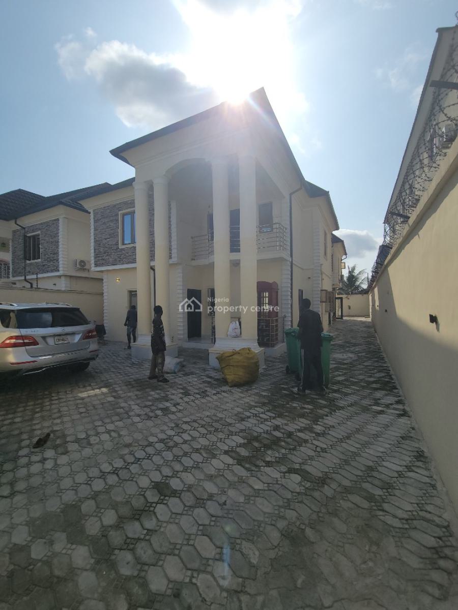 3 Bedroom Duplex, Lekki Phase 1, Lekki, Lagos, Semi-detached Duplex for Rent