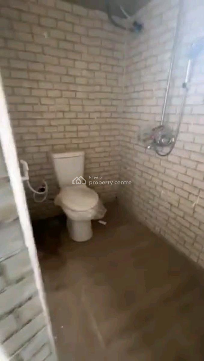 Newly Built 2 Bedroom Flat, Akoka, Yaba, Lagos, Flat / Apartment for Rent