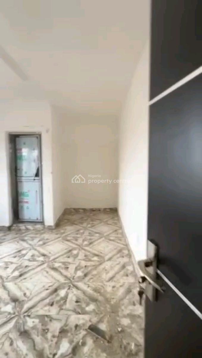Newly Built 2 Bedroom Flat, Akoka, Yaba, Lagos, Flat / Apartment for Rent