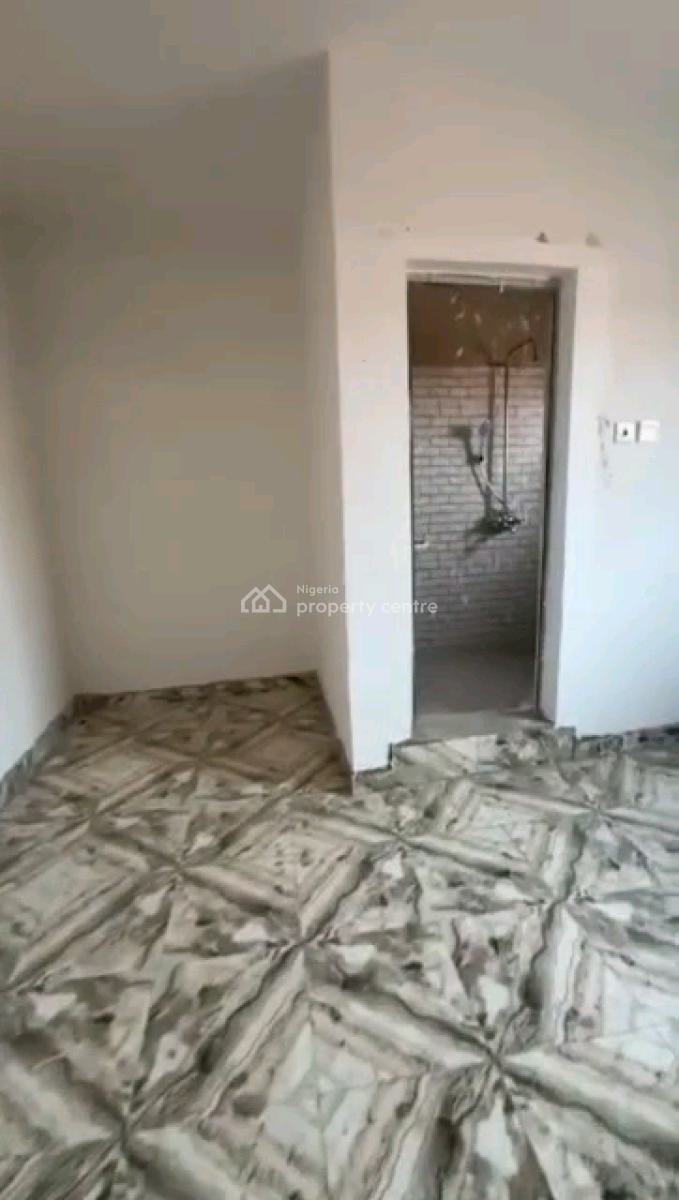 Newly Built 2 Bedroom Flat, Akoka, Yaba, Lagos, Flat / Apartment for Rent