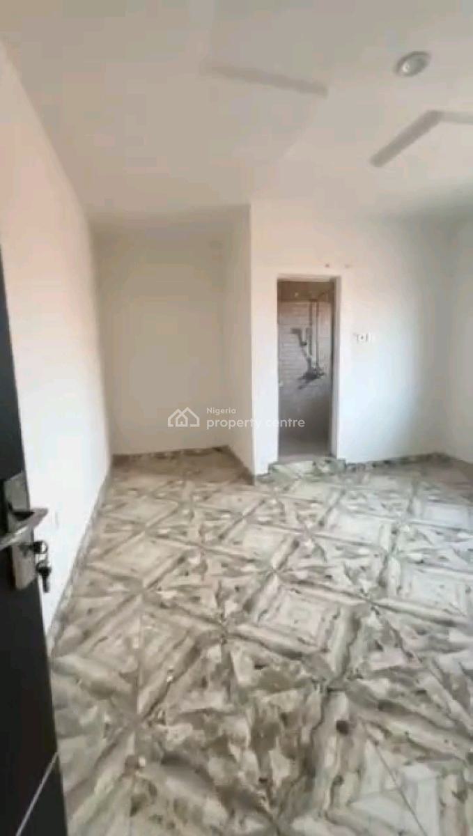 Newly Built 2 Bedroom Flat, Akoka, Yaba, Lagos, Flat / Apartment for Rent