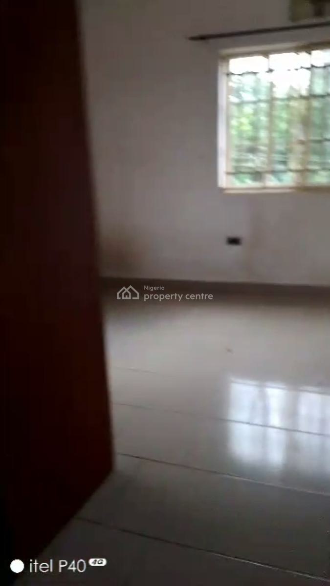 Decent & Spacious 3 Bedroom Apartment  (upstairs), Adeniyi Jones, Ikeja, Lagos, Flat / Apartment for Rent