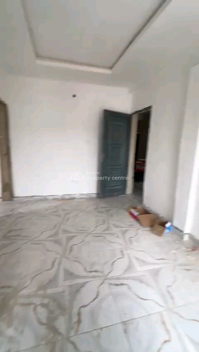 Standard and Spacious Mini Flat, Shomolu, Lagos, Mini Flat (room and Parlour) for Rent