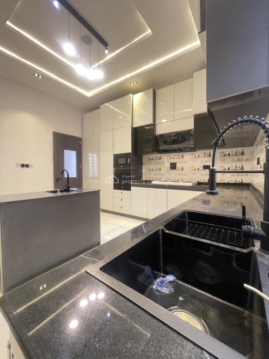 5 Bedrooms Fully Detached Duplex with Bq and Swimming Pool, Ajah, Lagos, Detached Duplex for Sale