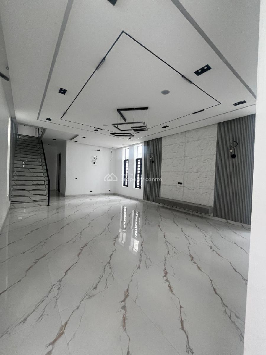 Neatly Built 5 Bedrooms Fully Detached Duplex with Bq, Lekki, Lagos, Detached Duplex for Sale