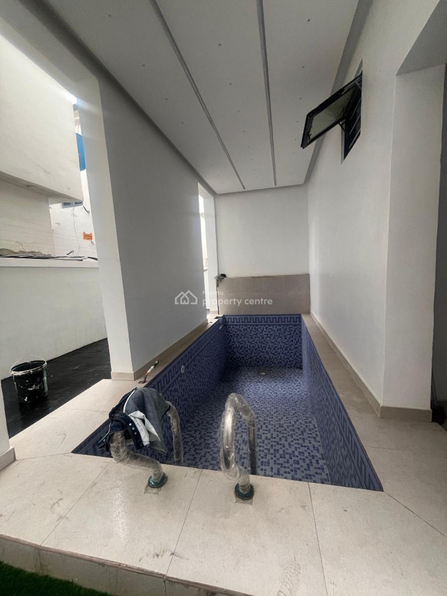 Neatly Built 5 Bedrooms Fully Detached Duplex with Bq, Lekki, Lagos, Detached Duplex for Sale