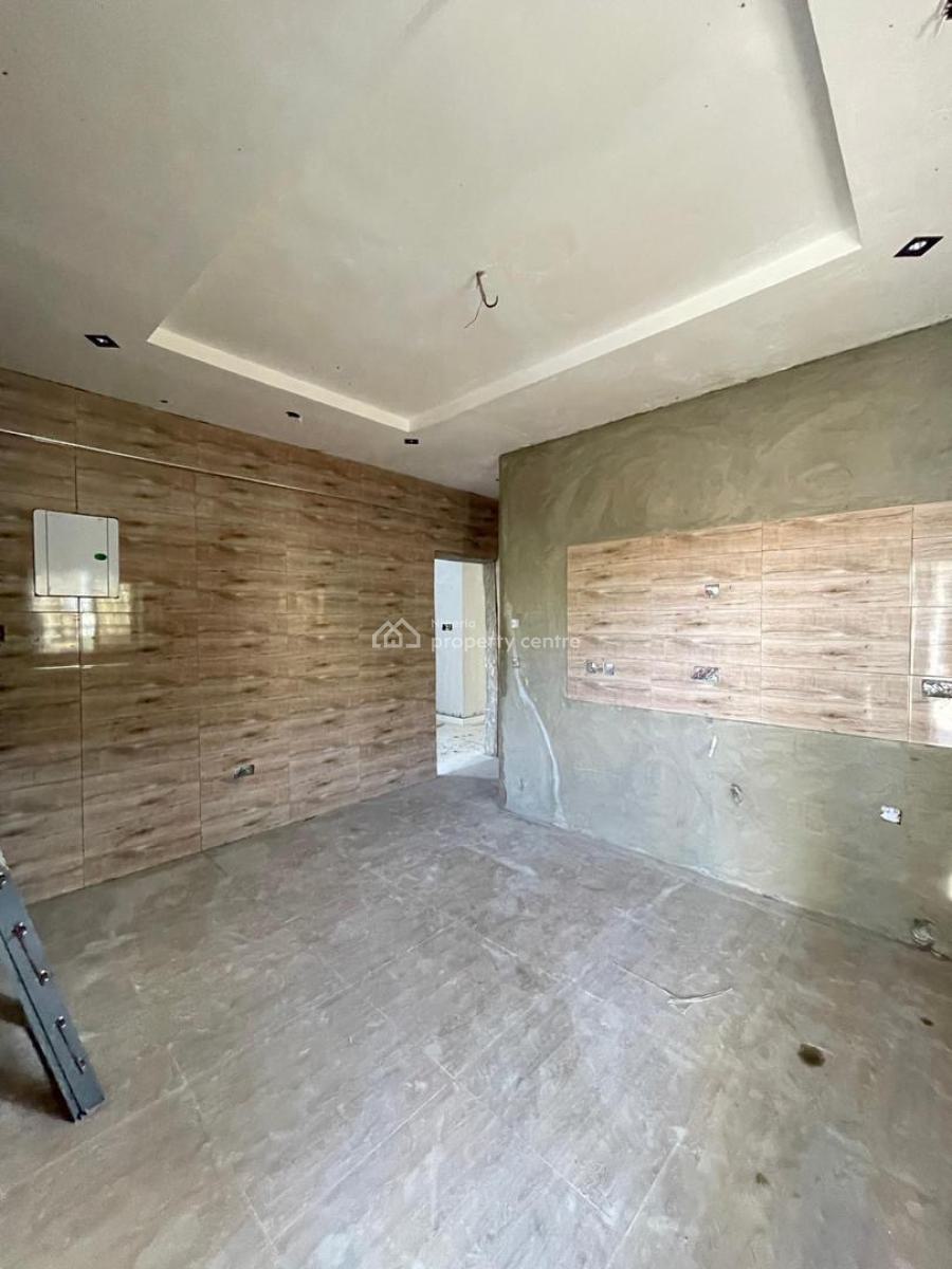 Nicely Built 3-bedroom Apartment, Yaba, Lagos, Block of Flats for Sale