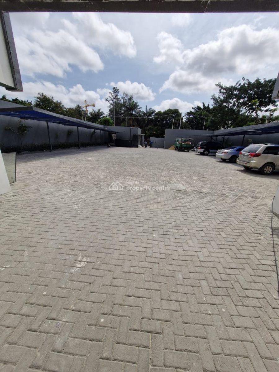 a Well Detailed 5 Bedroom Luxury Penthouse with 2 Bqs, Ikoyi, Lagos, Detached Duplex for Sale