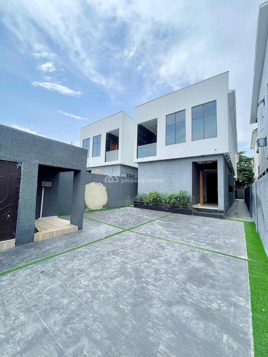 Modestly Finished 5 Bedroom Fully Detached Duplex with Bq, Ologolo, Lekki, Lagos, Block of Flats for Sale