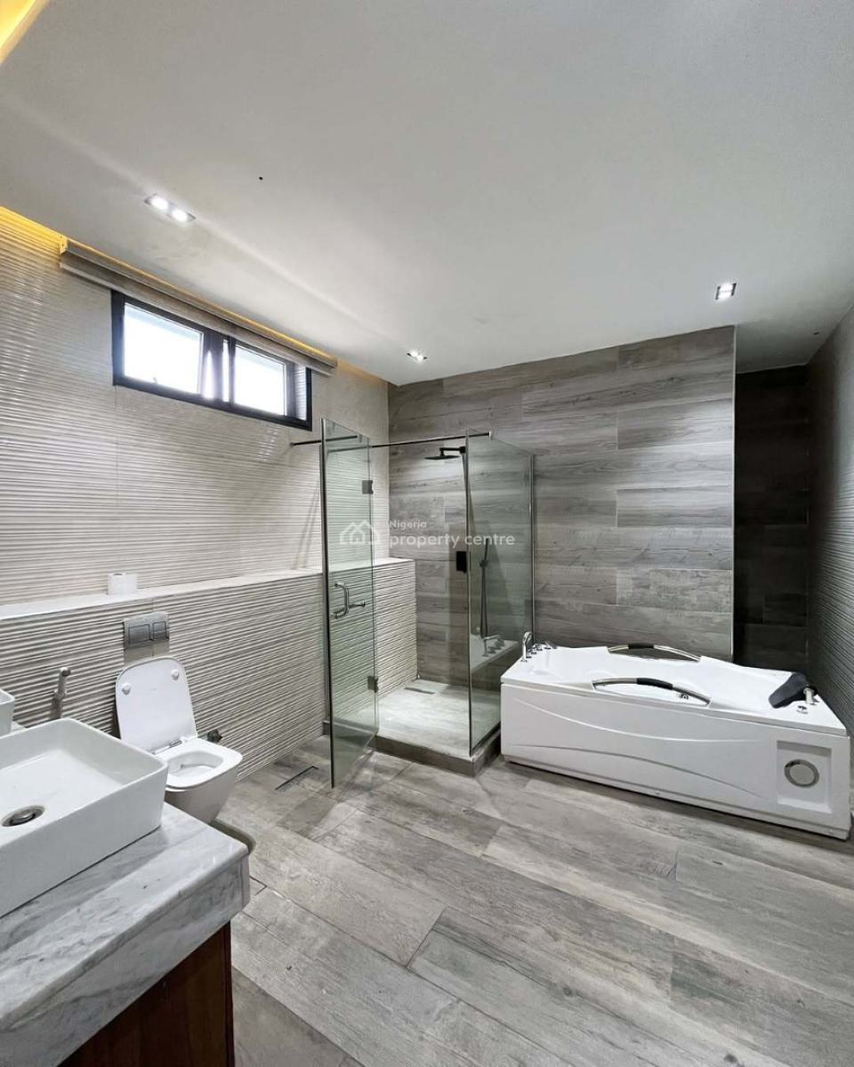 4 Bedroom Fully Furnished Penthouse Maisonette with Bq, Right Hand, Lekki Phase 1, Lekki, Lagos, Flat / Apartment for Rent