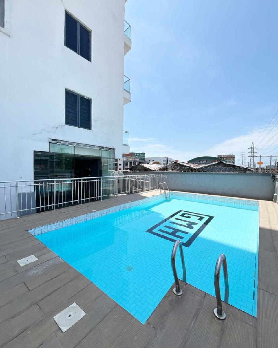 4 Bedroom Fully Furnished Penthouse Maisonette with Bq, Right Hand, Lekki Phase 1, Lekki, Lagos, Flat / Apartment for Rent