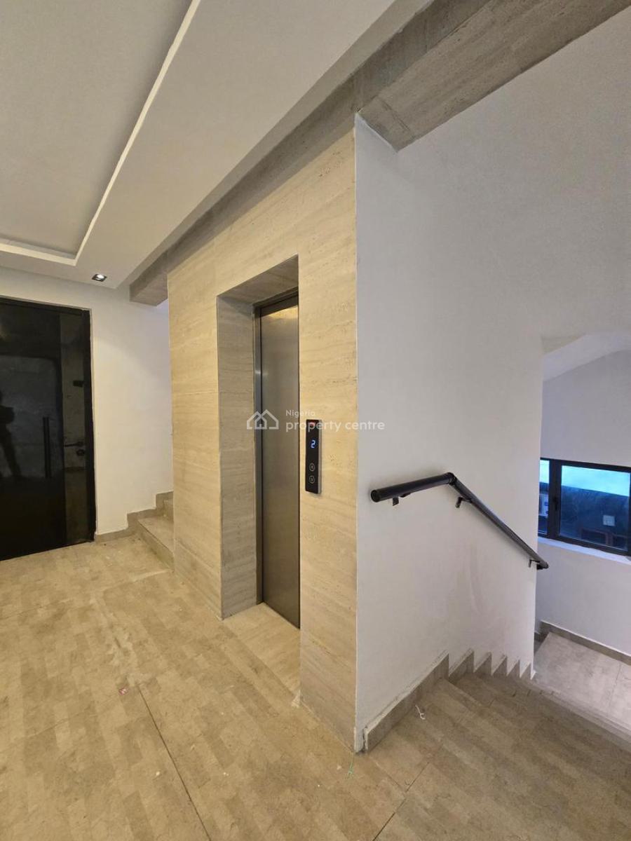 a Fully Serviced Lovely  2 Bedroom Apartment with Elevator & Pool., Ikate, Lekki, Lagos, Flat / Apartment for Sale