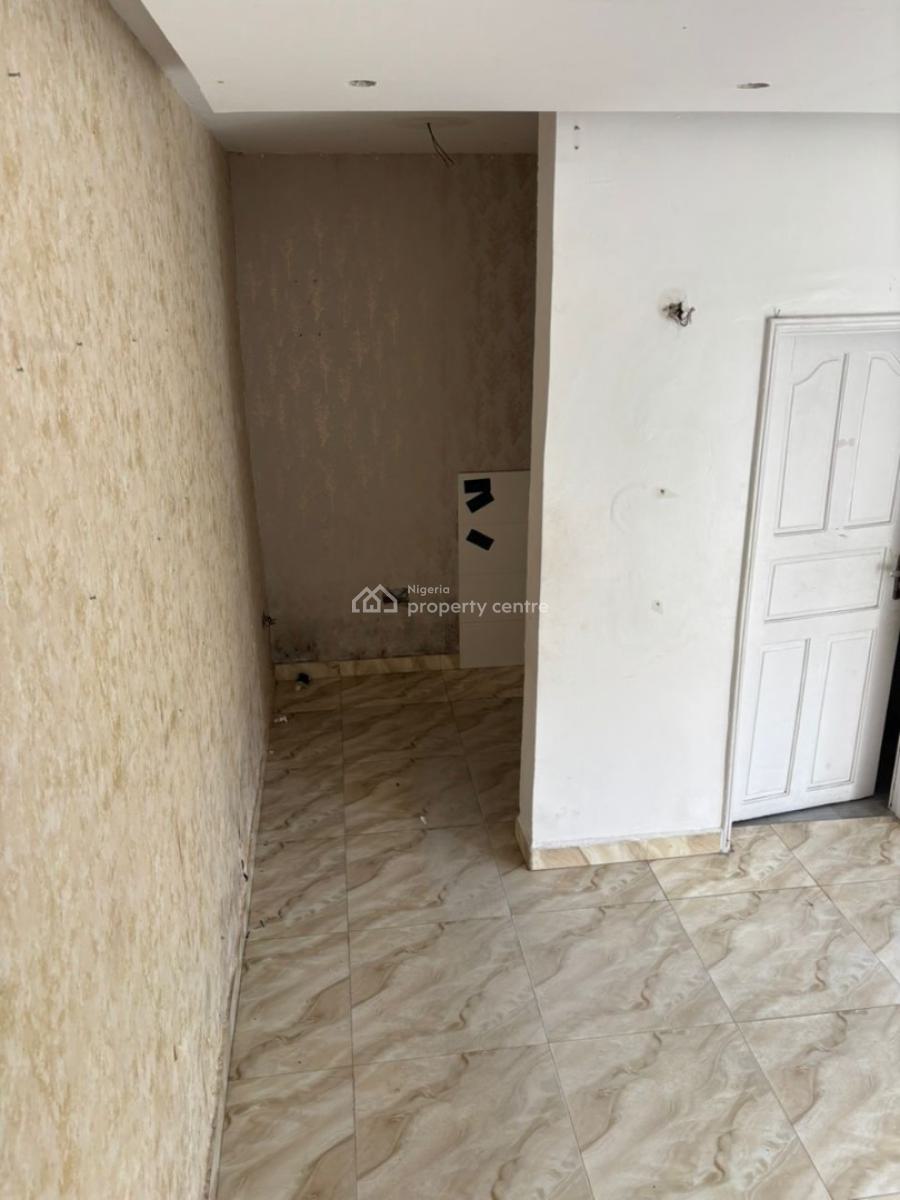 Standard Room Self Contained, Admiralty, Lekki Phase 1, Lekki, Lagos, Self Contain (single Rooms) for Rent