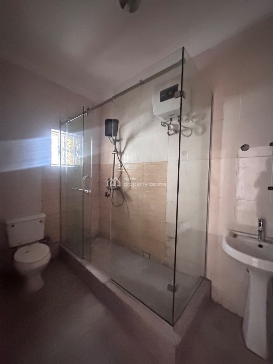 Standard 2 Bedroom Apartment in a Serene Location, Lekki Phase 1, Lekki, Lagos, Flat / Apartment for Rent