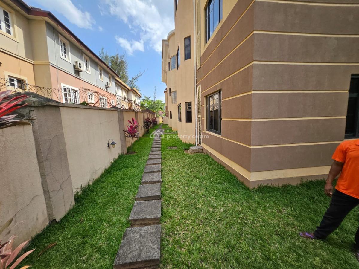 5bedroom Detached Duplex with 4units of 3bedroom Flats and 6bq, By Mississippi, Maitama District, Abuja, Detached Duplex for Sale