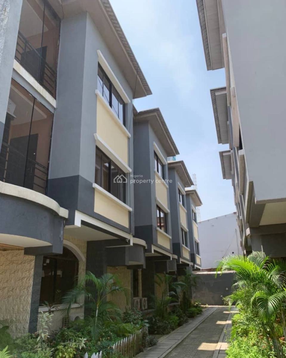 4 Bedroom Apartment with a Room Self Contain, Victoria Island (vi), Lagos, House for Rent