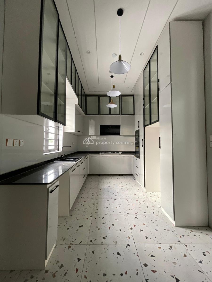 Exquisite  4 Bedroom Fully Detached with Bq and Pool, Ajah, Lagos, Detached Duplex for Sale