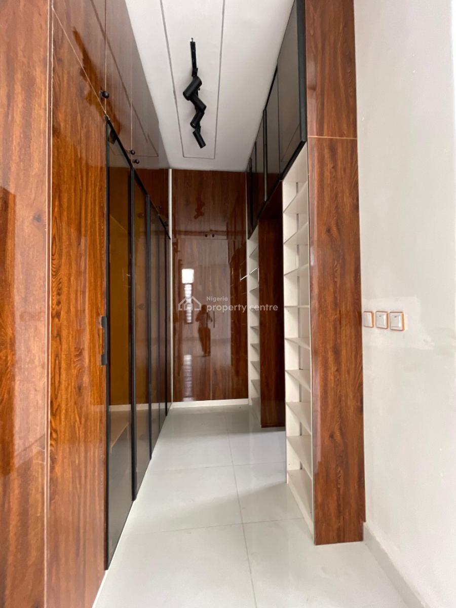 Exquisite  4 Bedroom Fully Detached with Bq and Pool, Ajah, Lagos, Detached Duplex for Sale