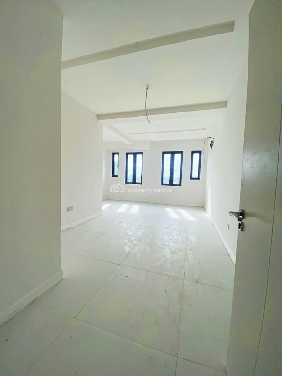 Spacious 4-bedroom Maisonette Penthouse with B/q, Tiamiyu Savage Street, Victoria Island (vi), Lagos, Terraced Duplex for Sale