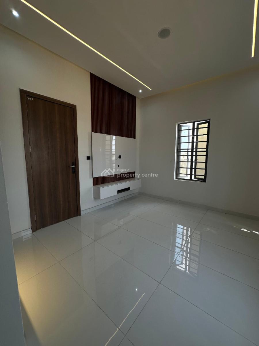 Contemporary 5 Bedroom Detached with Bq, Pool & Solar Inverter, Ajah, Lagos, Detached Duplex for Sale