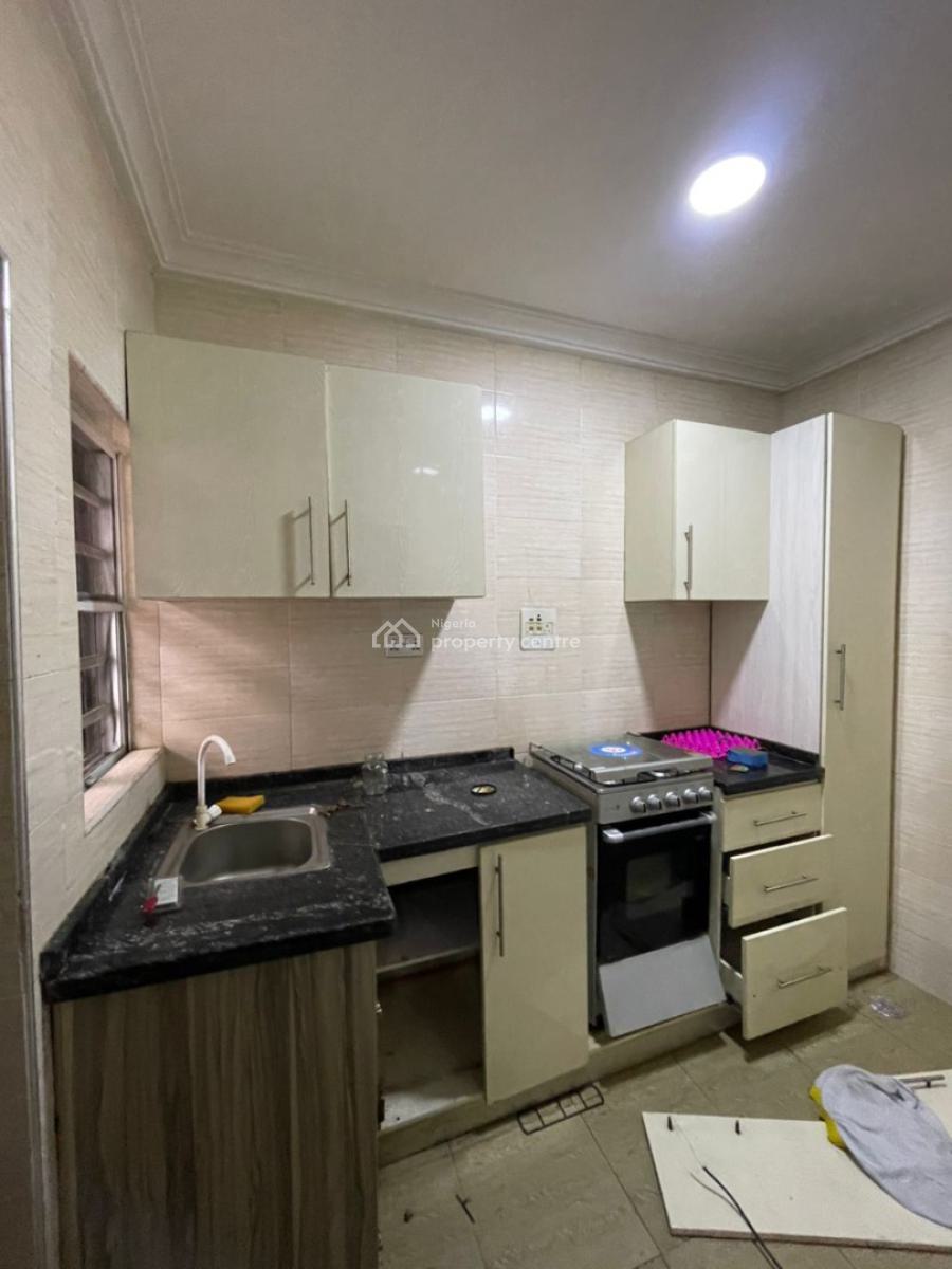 2 Bedroom Apartment, Ikota, Lekki, Lagos, Flat / Apartment for Rent