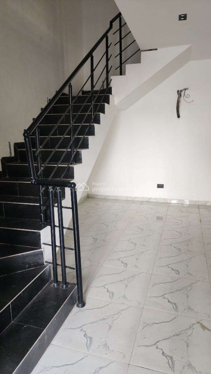Luxury 4 Bedroom Terrace with Bq, Lekki Phase 1, Lekki, Lagos, Terraced Duplex for Rent
