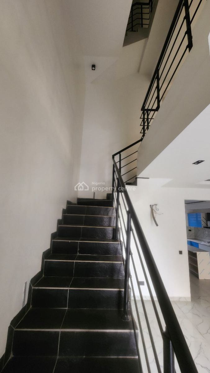 Luxury 4 Bedroom Terrace with Bq, Lekki Phase 1, Lekki, Lagos, Terraced Duplex for Rent