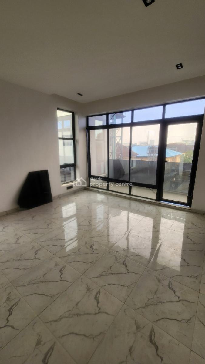 Luxury 4 Bedroom Terrace with Bq, Lekki Phase 1, Lekki, Lagos, Terraced Duplex for Rent