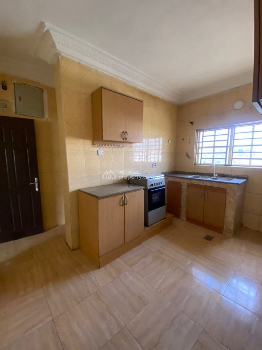 a Very Good Spacious 2-bedroom Flat, Gwarinpa District, Gwarinpa, Abuja, Flat / Apartment for Rent