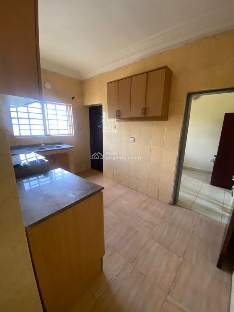 a Very Good Spacious 2-bedroom Flat, Gwarinpa District, Gwarinpa, Abuja, Flat / Apartment for Rent