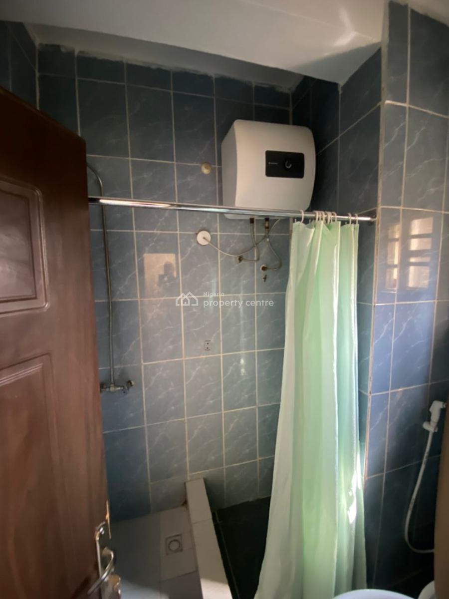 a Very Good Spacious 2-bedroom Flat, Gwarinpa District, Gwarinpa, Abuja, Flat / Apartment for Rent