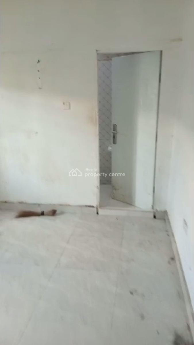 Lovely Mini Flat, Onigbongbo, Maryland, Lagos, Mini Flat (room and Parlour) for Rent