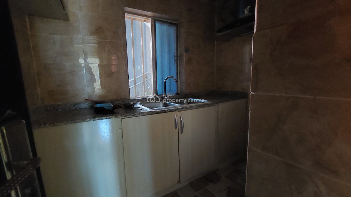 2 Bedroom Flat, Life Camp, Abuja, Flat / Apartment for Rent