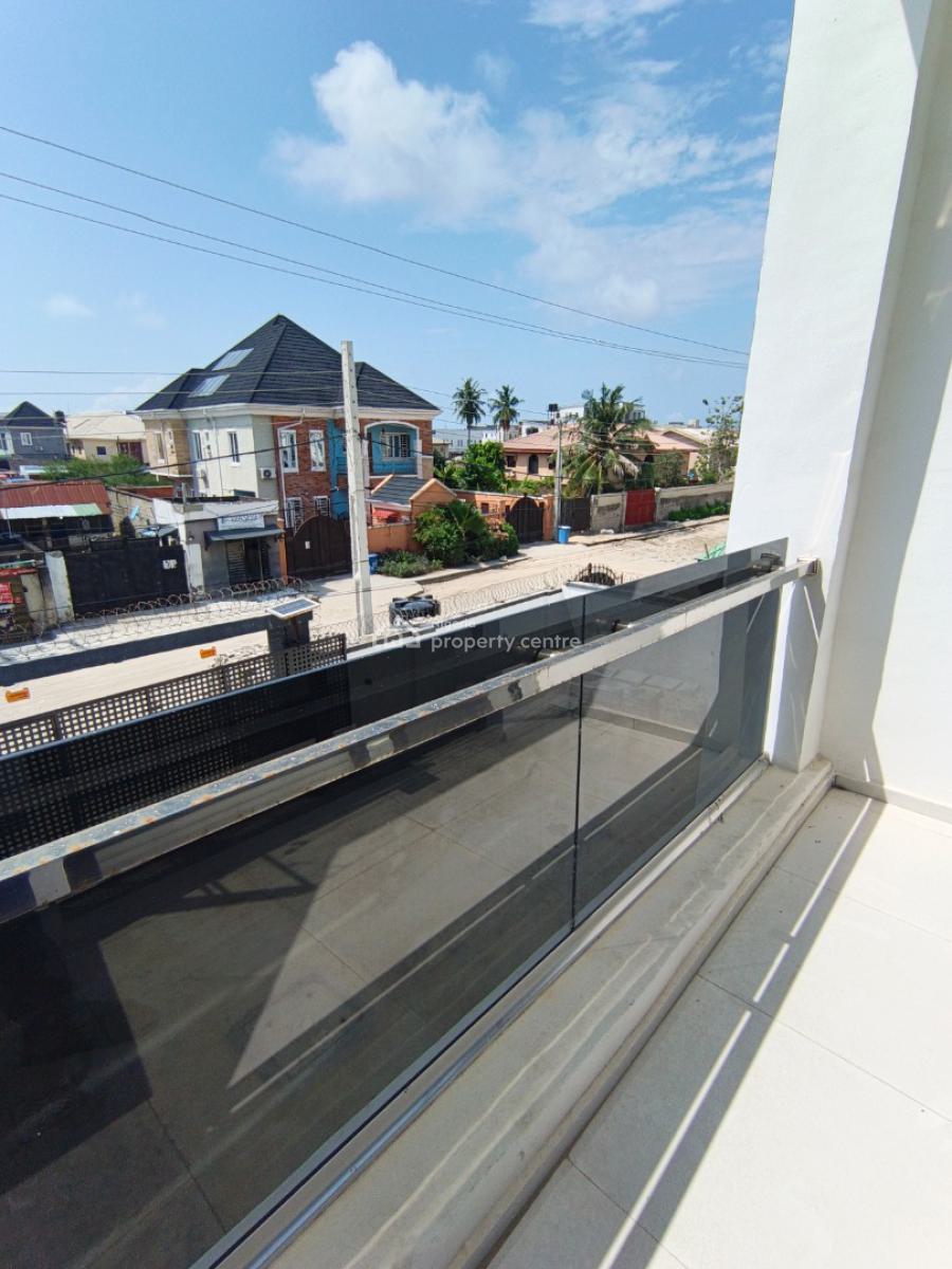 a 2 Bedroom Flat, Ologolo, Lekki, Lagos, Block of Flats for Sale