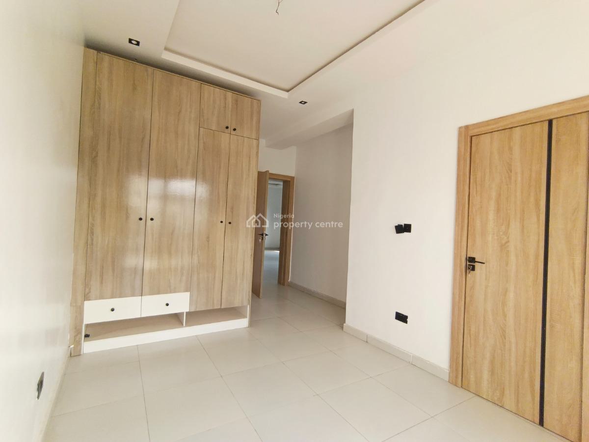 a 2 Bedroom Flat, Ologolo, Lekki, Lagos, Block of Flats for Sale