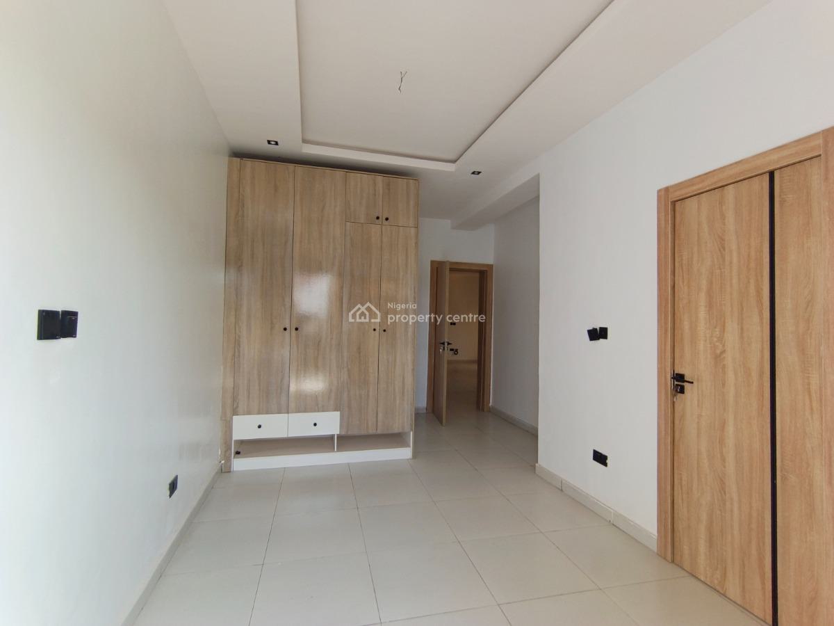 a 2 Bedroom Flat, Ologolo, Lekki, Lagos, Block of Flats for Sale