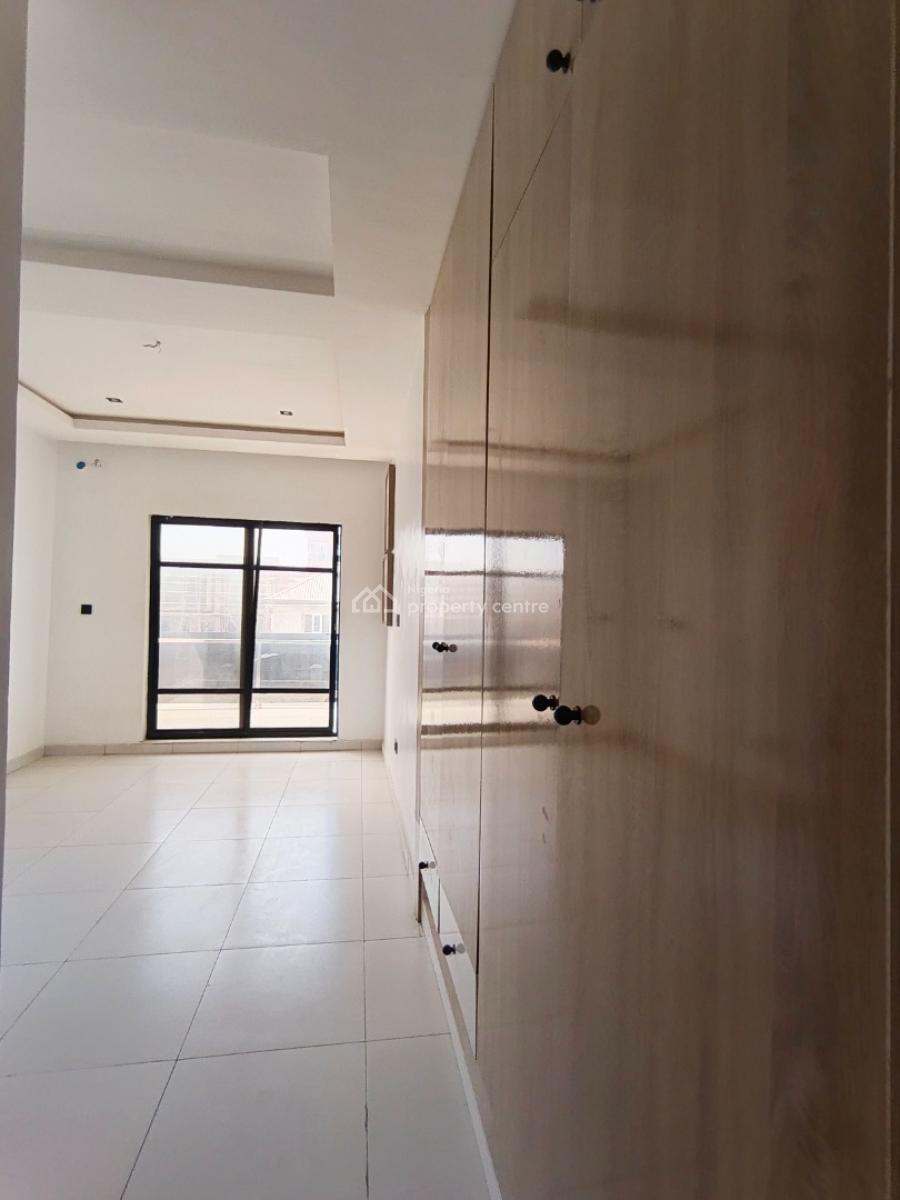 a 2 Bedroom Flat, Ologolo, Lekki, Lagos, Block of Flats for Sale